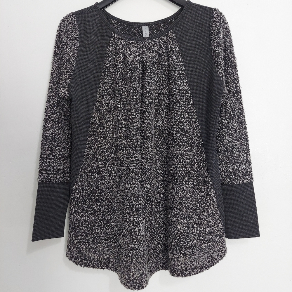 Matti Mamane Women's Small S Gray Textured Knit Tunic Top Mixed Media Lagenlook